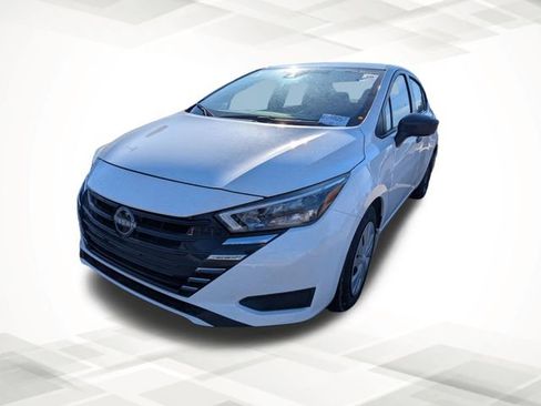 Used 2025 Nissan Versa S w/ Trunk Package image 4