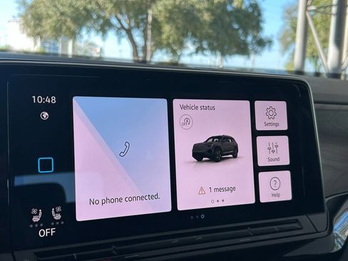 New 2026 Volkswagen Atlas SE FWD image 17