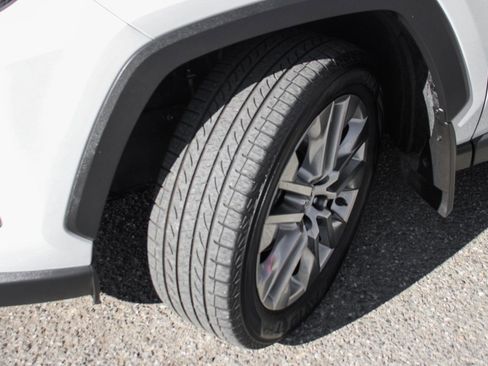 Used 2023 Toyota RAV4 XLE Premium image 43