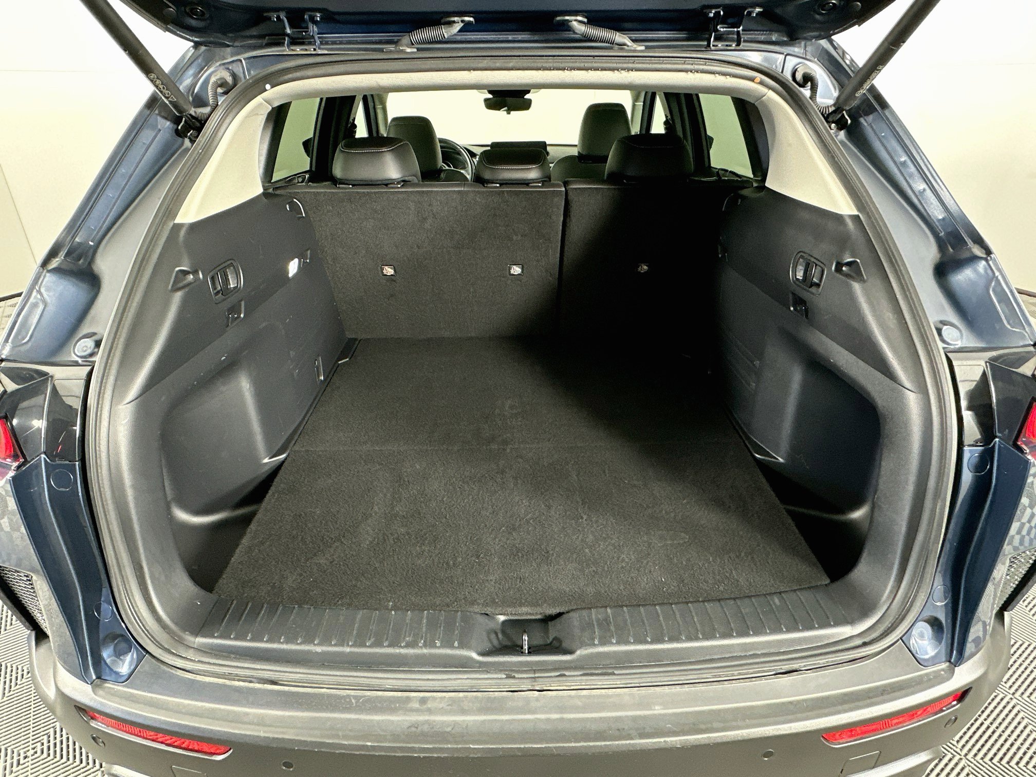 Used 2026 MAZDA CX-50 AWD 2.5 S w/ Preferred Pkg image 30