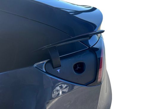 Used 2023 Tesla Model 3 Standard Range RWD image 7