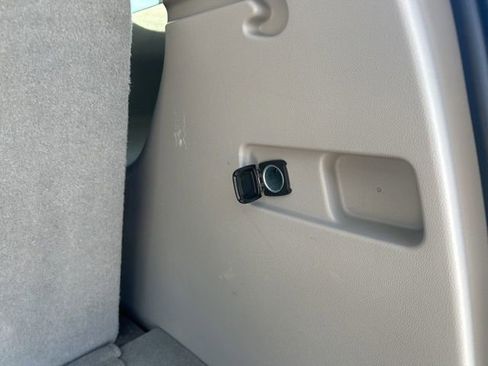 Used 2023 GMC Acadia SLT image 10