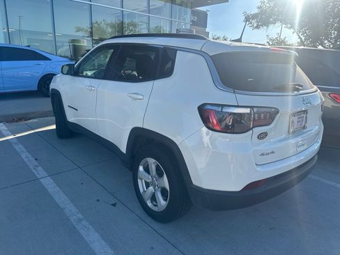 Used 2021 Jeep Compass Latitude AWD/4WD image 12
