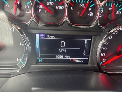Used 2018 Chevrolet Silverado 1500 LT w/ All Star Edition AWD/4WD image 22