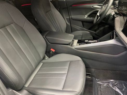 New 2025 Audi Q5 Premium Plus image 8