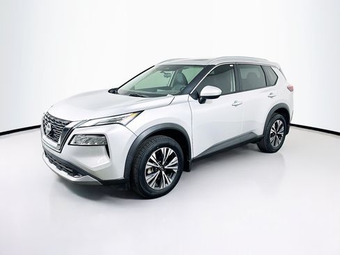 Used 2023 Nissan Rogue SV w/ SV Premium B Package FWD image 3