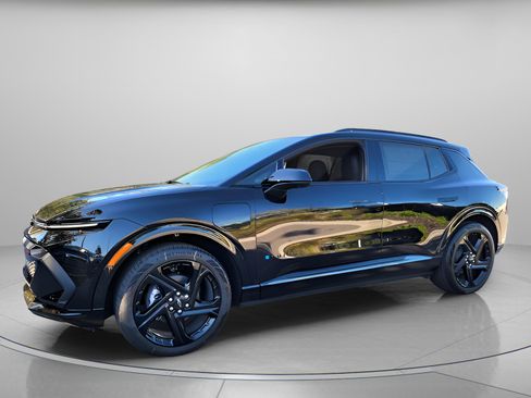 New 2026 Chevrolet Equinox EV RS FWD image 2