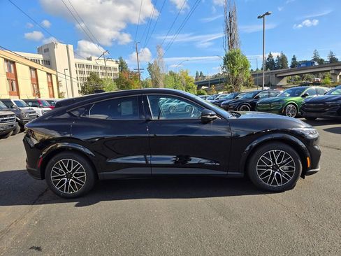 New 2025 Ford Mustang Mach-E Premium image 4