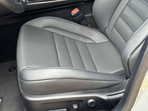 Used 2024 Lexus IS 350 F Sport w/ Memory Package RWD image 13