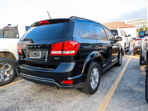 Used 2017 Dodge Journey SXT w/ Premium Group FWD image 7