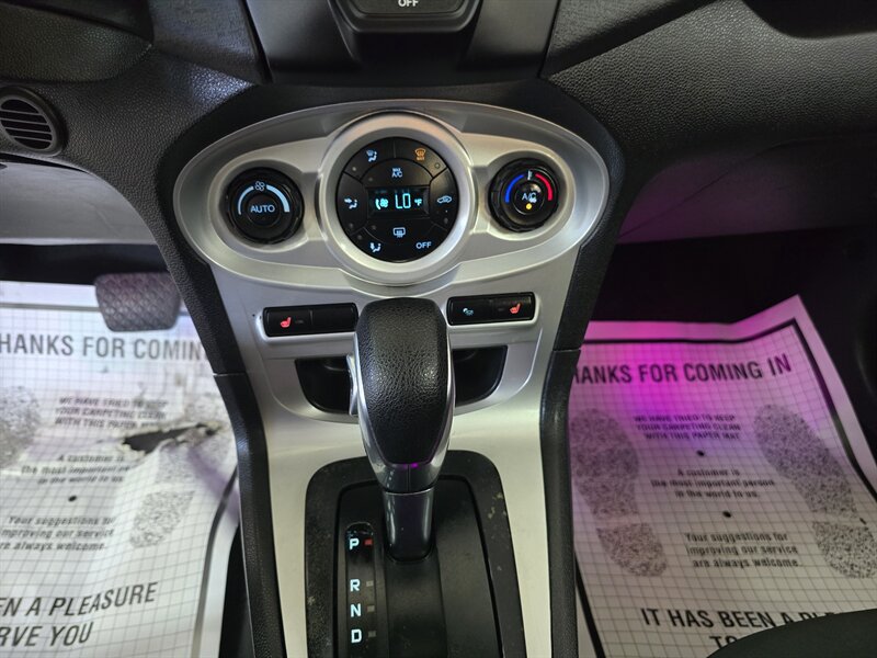 Used 2017 Ford Fiesta SE w/ Cold Weather Package FWD image 21
