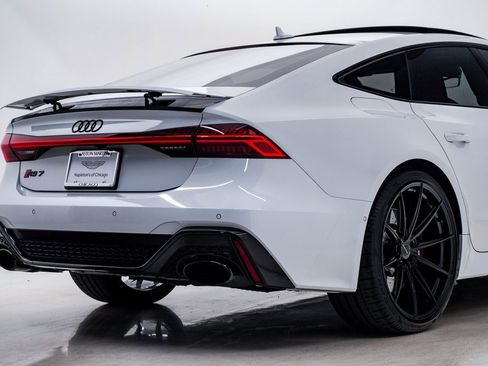 Used 2023 Audi RS 7 Sportback image 12