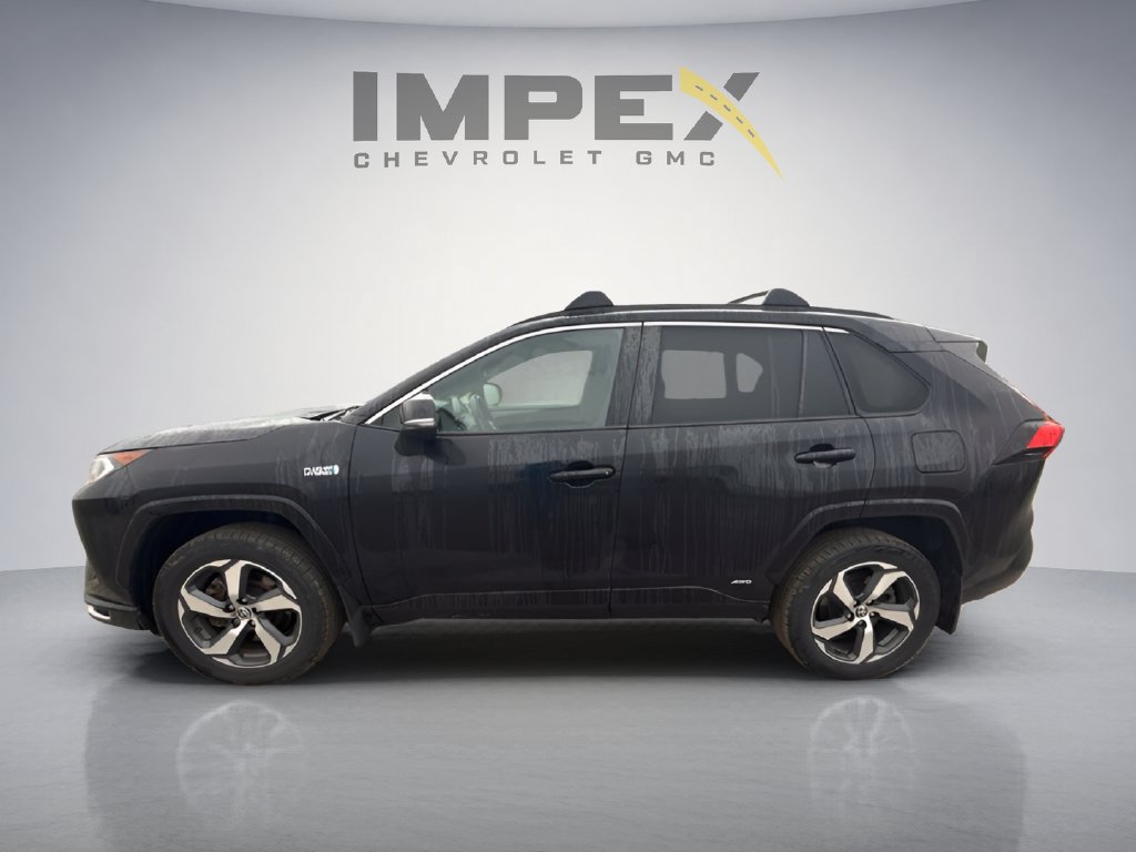 Used 2021 Toyota RAV4 SE w/ Weather & Moonroof Package AWD/4WD image 2