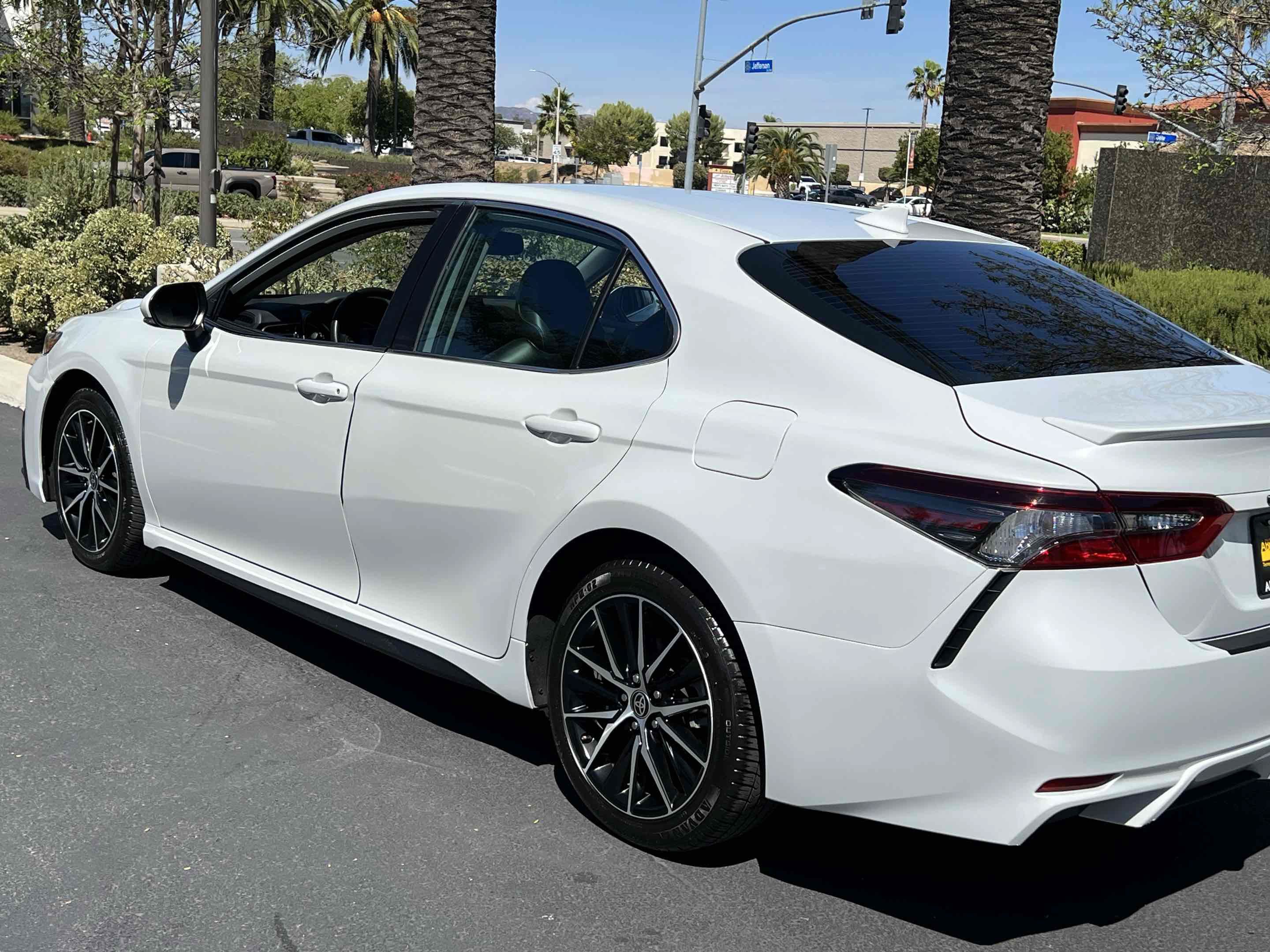 Used 2023 Toyota Camry SE w/ Convenience Package FWD image 21