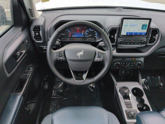 Certified 2023 Ford Bronco Sport Outer Banks w/ Tech Package AWD/4WD image 16