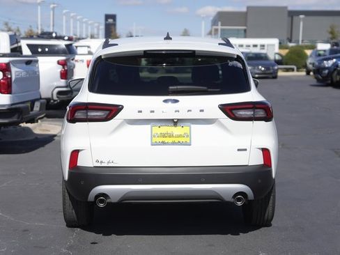 Used 2025 Ford Escape SE image 7