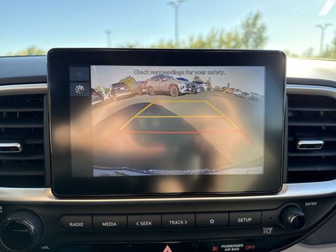 New 2026 Hyundai Venue SEL image 18