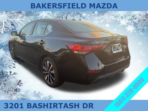 Used 2023 Nissan Sentra SV w/ SV Premium Package image 3