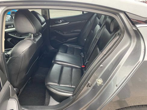 Used 2018 Nissan Maxima 3.5 SV image 14
