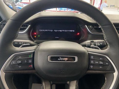 Certified 2023 Jeep Grand Cherokee L Limited w/ Luxury Tech Group II image 22