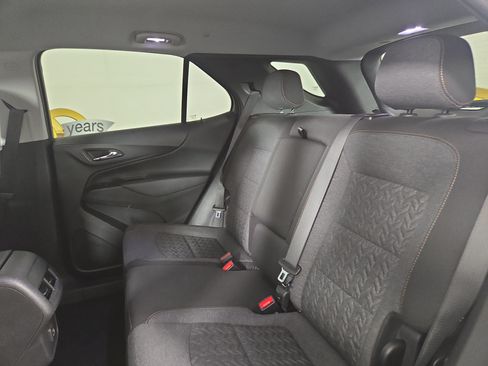 Used 2022 Chevrolet Equinox LT FWD image 13