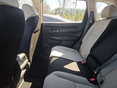 Used 2025 Honda CR-V LX image 29