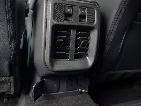New 2026 Ford Bronco Outer Banks w/ Sasquatch Package AWD/4WD image 12