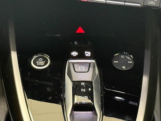 Used 2024 Audi Q4 e-tron Premium AWD/4WD image 10