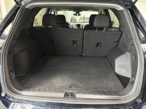 Used 2021 Chevrolet Equinox LT AWD/4WD image 18