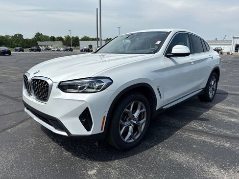 Used 2024 BMW X4 xDrive30i AWD/4WD image 5