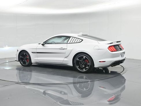 Used 2021 Ford Mustang GT Premium w/ Equipment Group 401A image 7