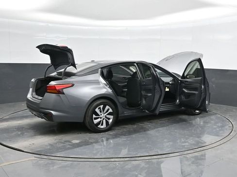 Used 2025 Nissan Altima 2.5 S image 44