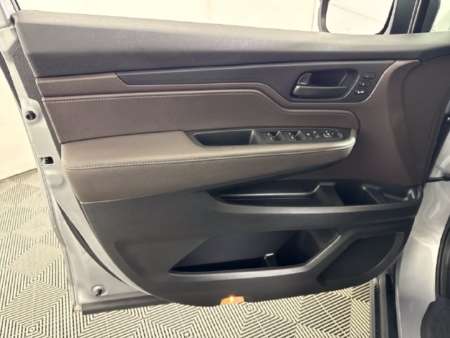 Used 2023 Honda Odyssey EX-L image 28