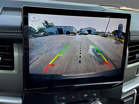 Used 2024 Ford Expedition XLT image 20