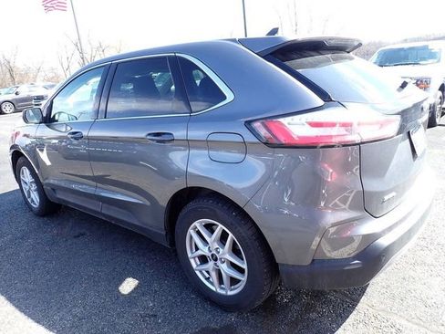 Used 2024 Ford Edge SEL image 3