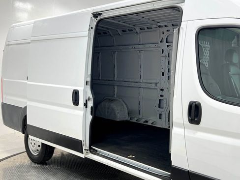 Used 2023 RAM ProMaster 3500 FWD image 30