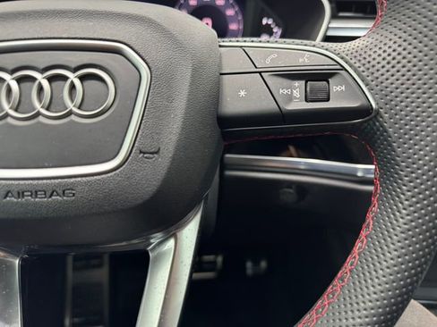 Used 2025 Audi Q3 2.0T Premium Plus image 23