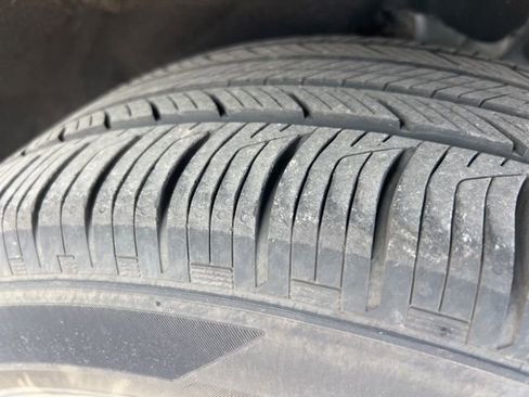 Certified 2023 Ford Explorer XLT w/ Equipment Group 202A image 27