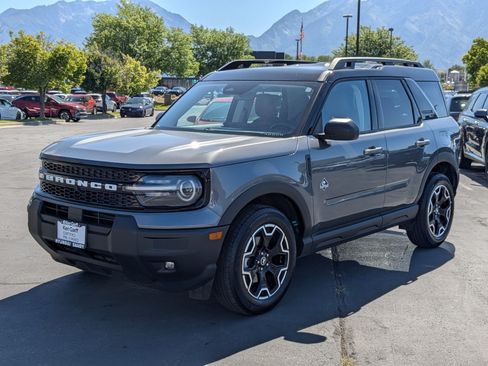 Used 2025 Ford Bronco Sport Outer Banks AWD/4WD image 10