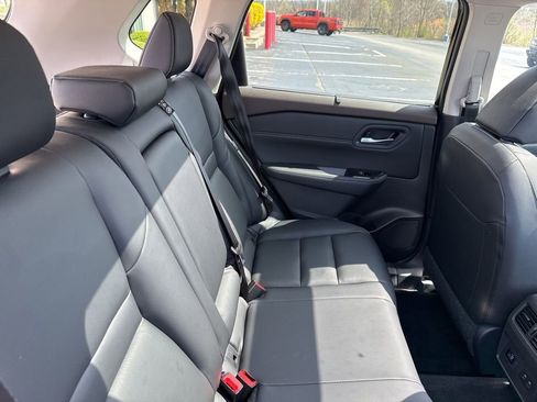 Used 2023 Nissan Rogue SL w/ SL Premium Package AWD/4WD image 33