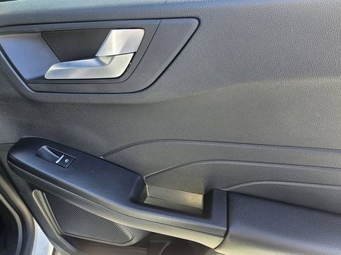Used 2024 Ford Escape ST-Line FWD image 13