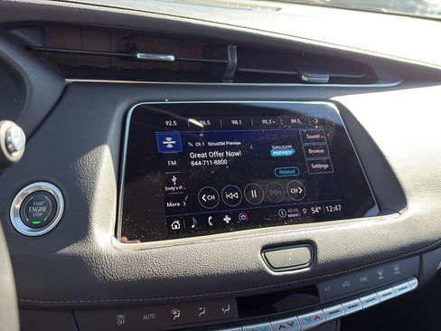 Used 2023 Cadillac XT4 Premium Luxury image 19