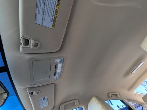 Used 2014 Toyota Avalon XLE Premium image 35