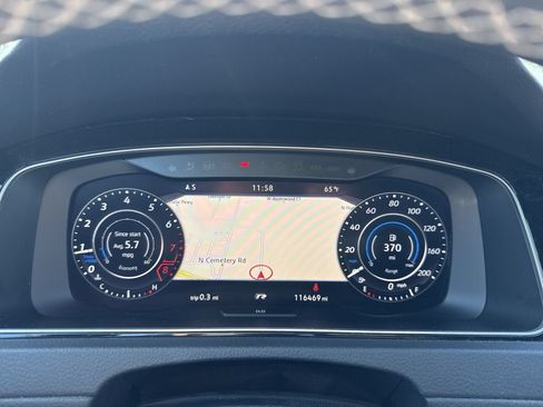 Used 2019 Volkswagen Golf R 4-Door AWD/4WD image 16