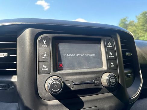 Used 2019 RAM 2500 Tradesman w/ Chrome Appearance Group AWD/4WD image 22