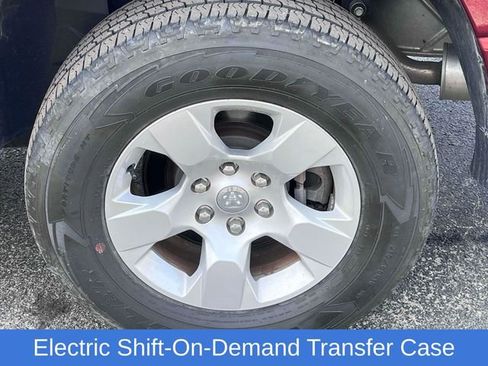 Used 2023 RAM 1500 Big Horn image 13