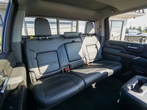 Used 2023 GMC Sierra 3500 Denali w/ Denali Ultimate Package image 39