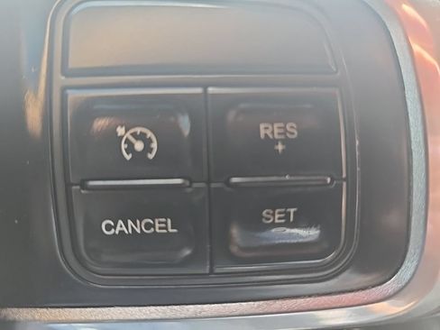Used 2020 RAM 3500 Laramie AWD/4WD image 16