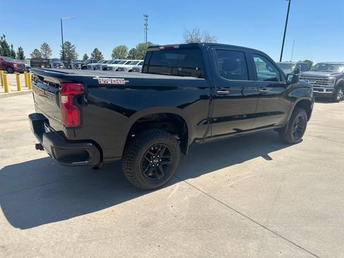 Used 2022 Chevrolet Silverado 1500 Custom Trail Boss AWD/4WD image 33