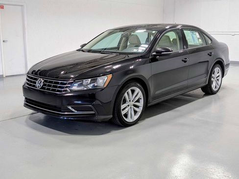 Used 2019 Volkswagen Passat 2.0T Wolfsburg w/ Wheels & Sunroof Package FWD image 1